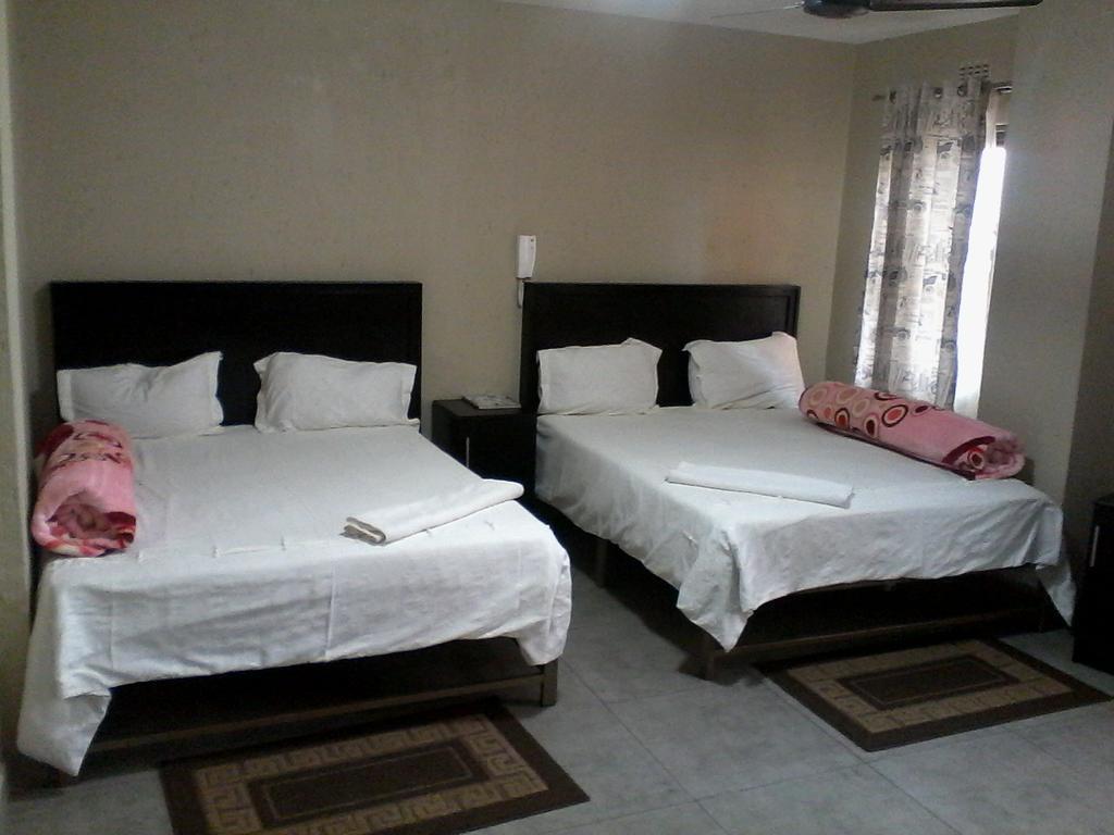 Chisam Guest Lodge Pty Ltd Johannesburg Room photo