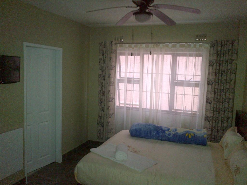 Chisam Guest Lodge Pty Ltd Johannesburg Room photo