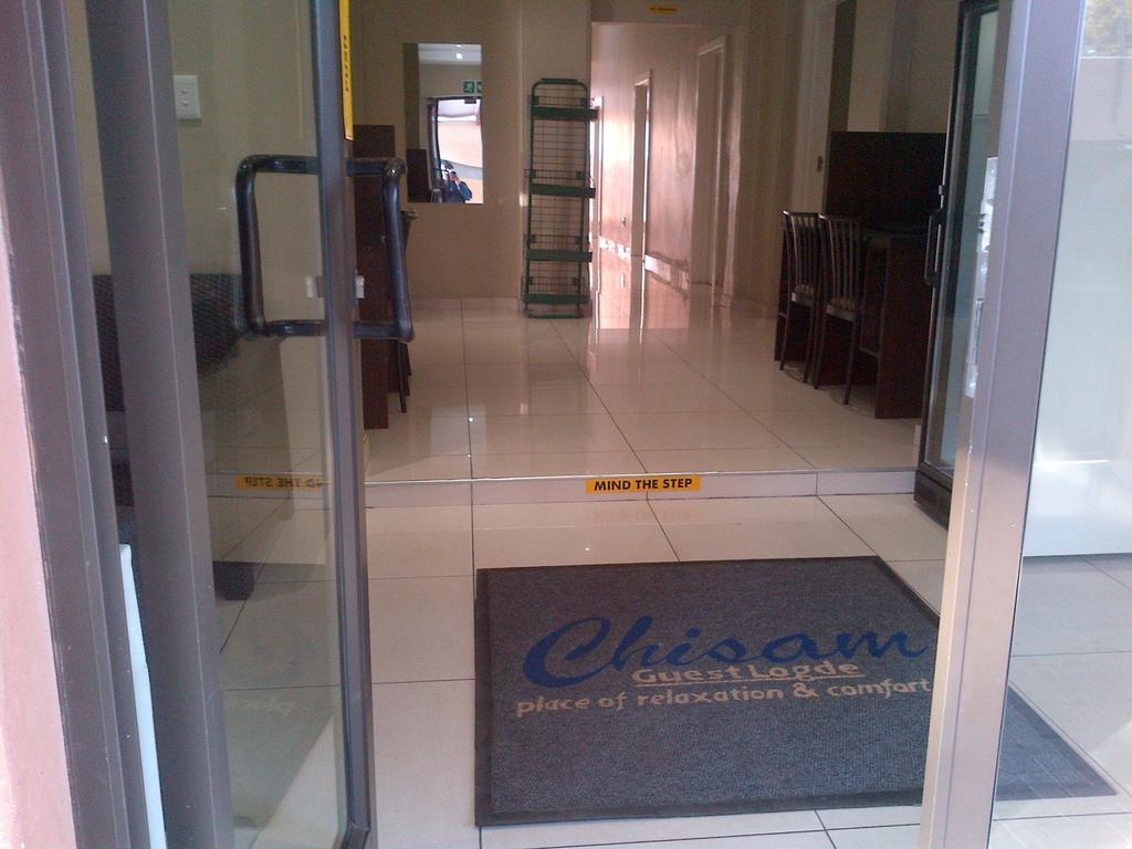 Chisam Guest Lodge Pty Ltd Johannesburg Exterior photo